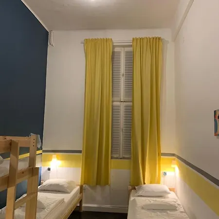 Viki Krakow